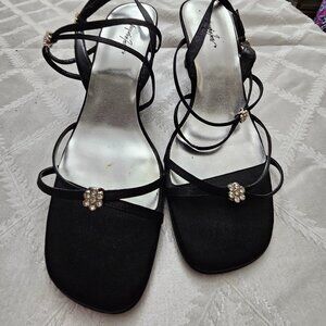 Jacqueline Ferrar Strappy Slingback Heels!  EUC!